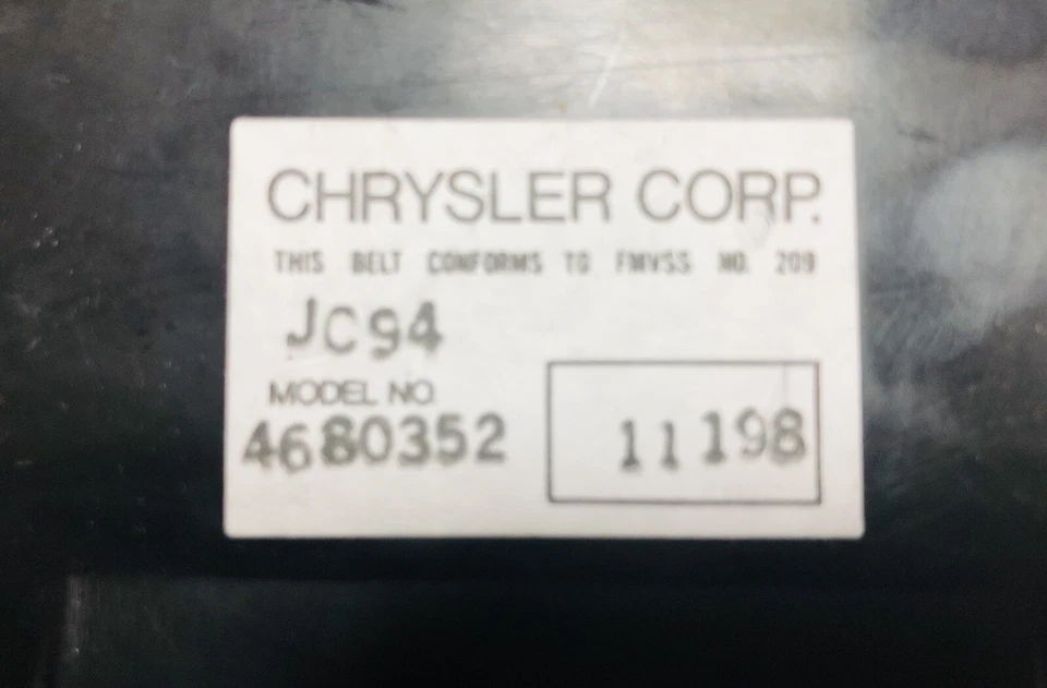 94 CINTURÓN DE HOMBRO DE ASIENTO TRASERO DODGE CARAVAN para LH o RH 4680352 0JC94RAZ Foto 4 de 4