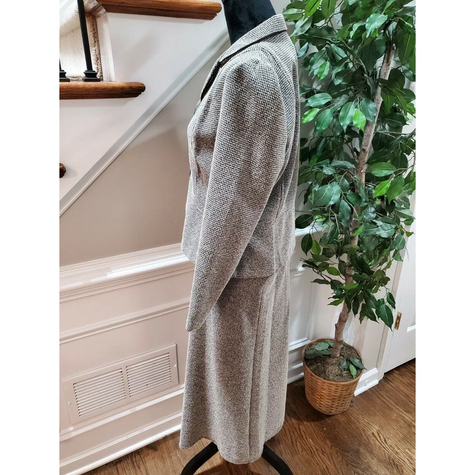 Vintage Miss Dorby Gray Polyester Single Breasted Jacket & Skirt 2 Piece Suit 10 - Image 3 of 4