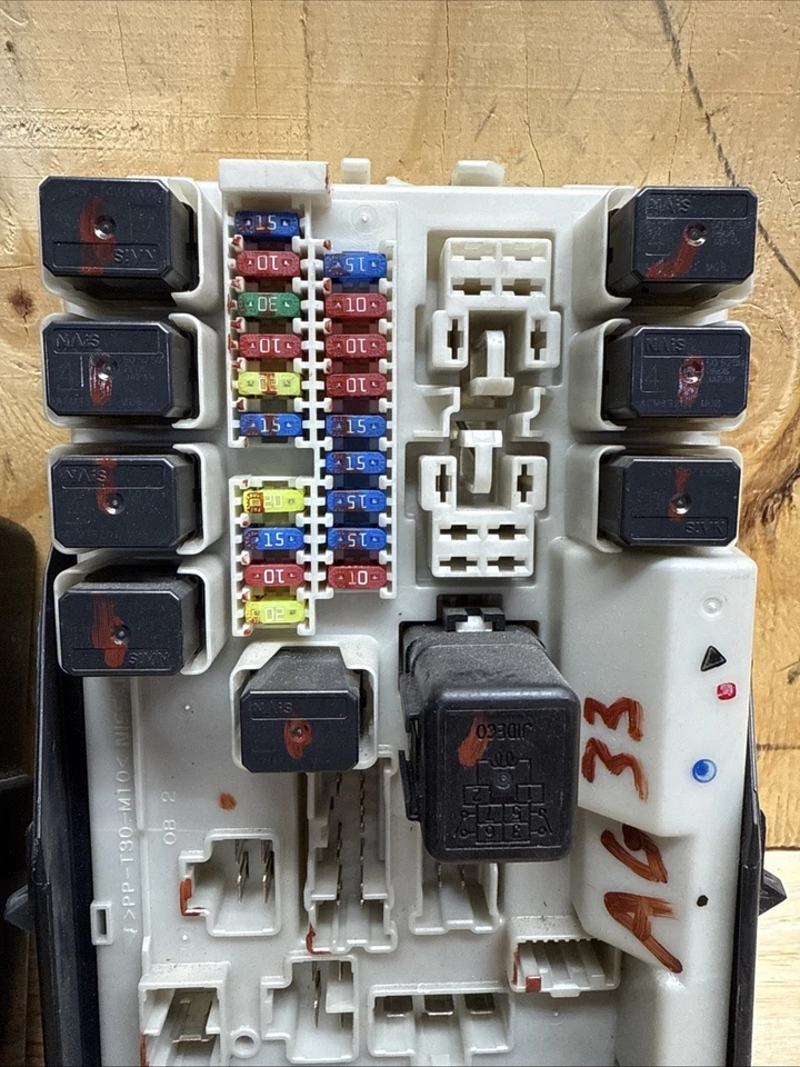 2006-2010 Infiniti M35X M45X IPDM Power Supply Module Fuse Box Relay 284B7EG000 Foto 3 de 4