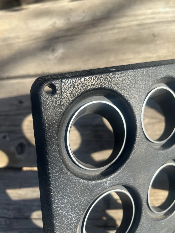 1973 1977 78 1980 Chevrolet C20 C10 K10 K5 Blazer CLUSTER BEZEL 73-80 Non Ac - Image 2 of 4