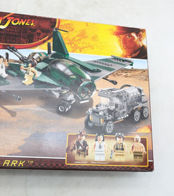 LEGO 7683 Fight on the Flying Wing MISB New Sealed Rare Indiana Jones 7199