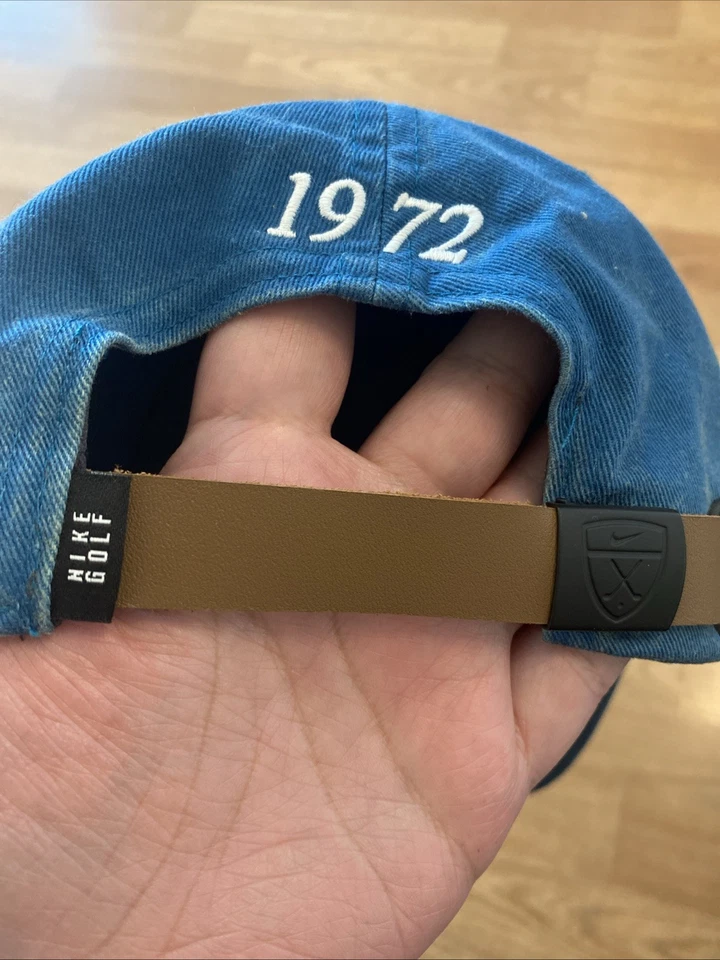 Gorra de golf Nike Heritage86 verde azulado con tirantes OSFM Foto 4 de 4