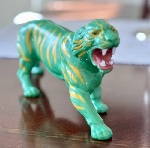 Vintage Heman Masters of the Universe Battle Cat Cringer Action Figure 1983 MOTU