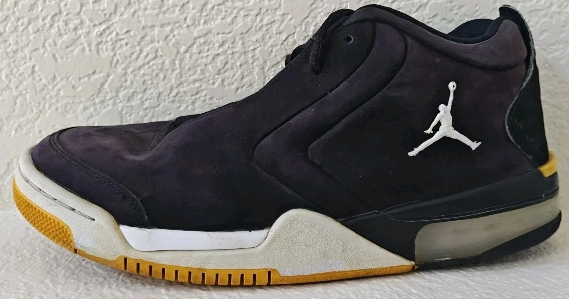 Jordan Big Fund Black University Gold for Sale  display picture 1