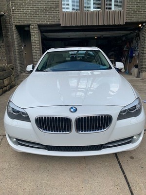2011 BMW 5-Series XI 2011 BMW 5 Series 535i xDrive Low Mileage Alpine White Clean Sedan