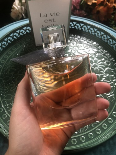 Lancome La Vie Est Belle Perfume 50ml With Original Box - Picture 2 of 8