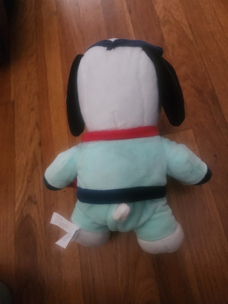 Snoopy Peanuts 2024 Limited Edition Pickleball Plush NWT Tik Tok Viral Snoopy Peanuts 2024 Limited Edition Pickleball Plush NWT Tik Tok Viral