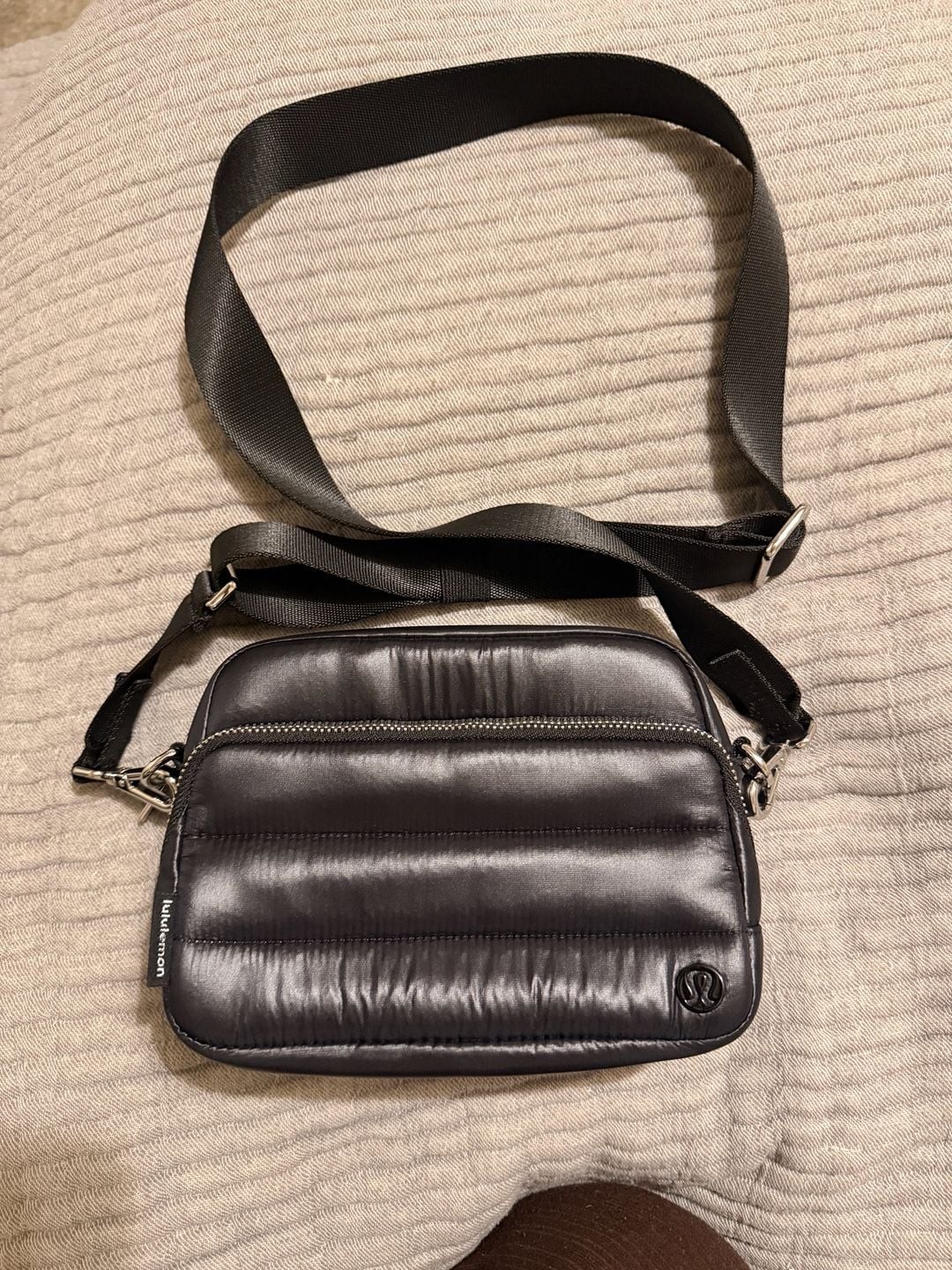 Lululemon Quilted Grid Crossbody Bag Black