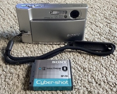 Sony Cyber-shot DSC-T50 7.2MP Digital Camera Silver w Battery & Strap Tested