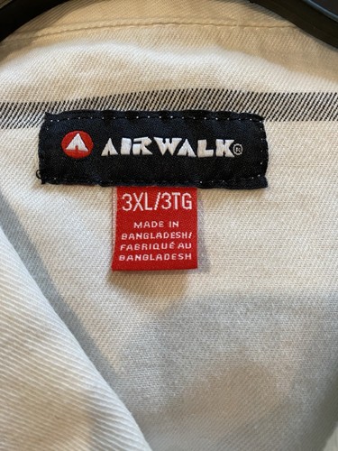 Airwalk Men’s White Stripes Shirt Size 3XL Button Up Casual Short Sleeve - Picture 4 of 5