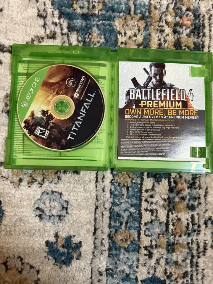 Xbox one game lot, 8 games madden, call of duty, ufc  - Image 3 of 4