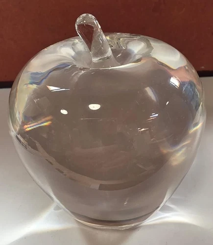 Steuben Art Glass Crystal Signed Apple Teacher Gift Paperweight Figurine 4" tall