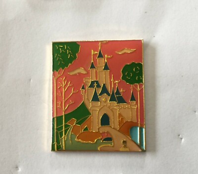 PIN'S PIN COMIC BOOK DISNEY DISNEYLAND CASTLE SLEEPING BEAUTY