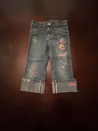 BARBIE AVENUE EMBROIDERED FLOWERS BUTTERFLY HEARTS  DENIM CAPRI  JEANS SIZE 6 - Picture 1 of 2