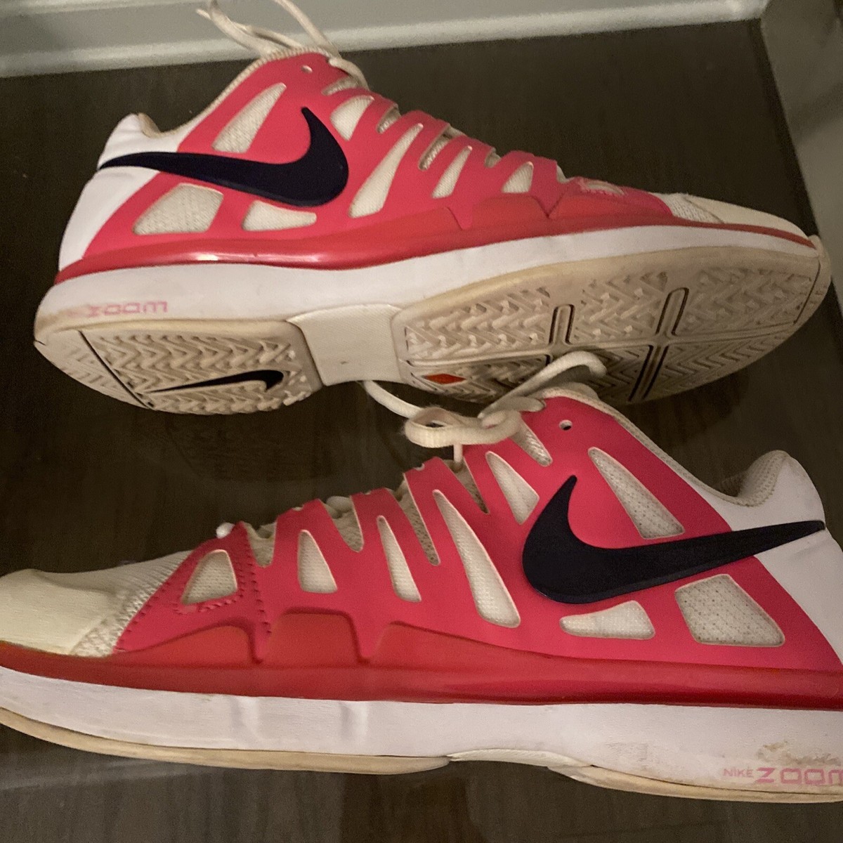 Nike Zoom Vapor 9 Tour Sharapova (White/Hot Pink) Tennis