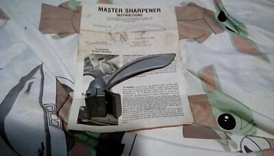 RARE Vintage THE MASTER SHARPENER from Western Select Products with Instructions