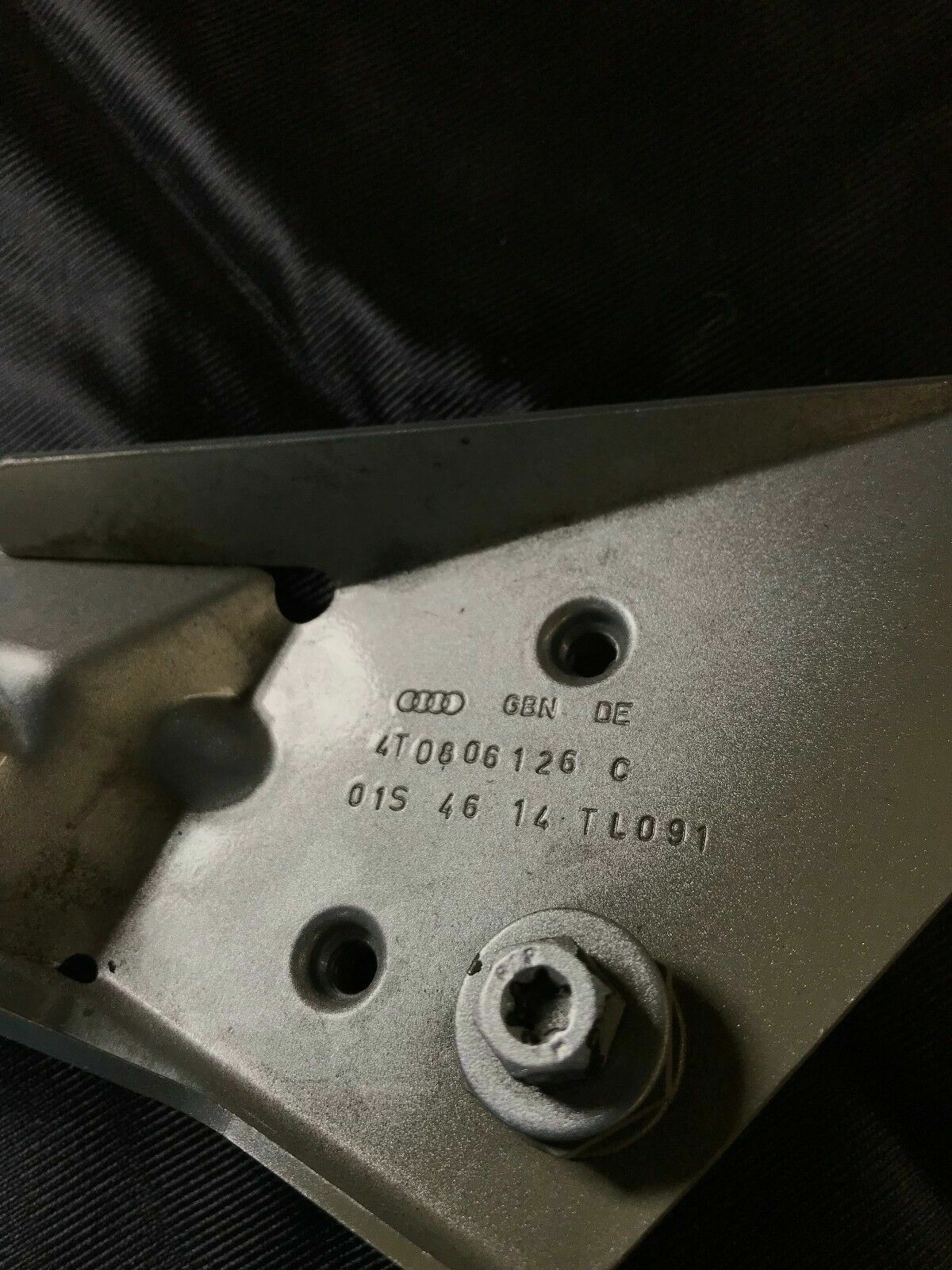 LAMBORGHINI HURACAN LP610 LEFT HAND DRIVER SIDE BUMPER BRACKET OEM 4T0806126C