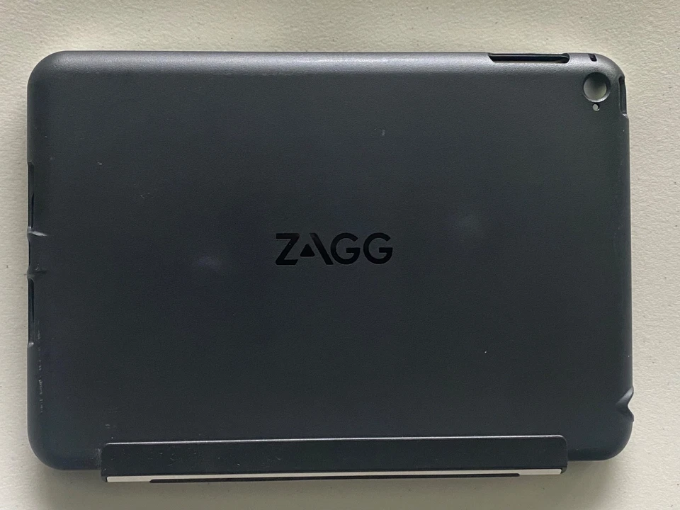 Capa teclado destacável ZAGG Slimbook Folio para iPad mini 4 -Preta - IM4ZF2-BB0 - Imagem 3 de 4