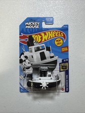 Hot Wheels HW Screen Time Mickey Mouse Disney Steamboat 9/10 Free Shipping Read