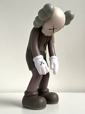 2017 KAWS Small Lie Companion Vinyl Figure Brown Authentic