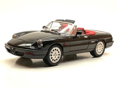 Jouef Evolution Alfa Romeo Spider Sportwagen in schwarz, 1:18, D008