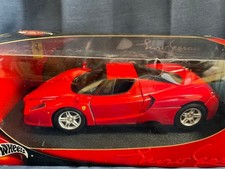 Hot Wheels Ferrari Enzo 1:18 Scale Diecast Model Car with Opening Doors