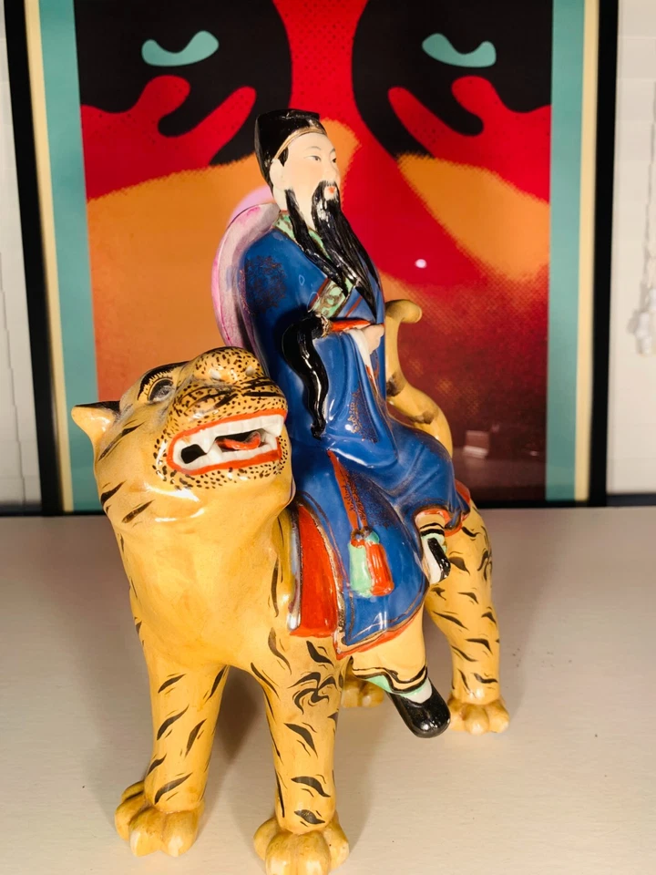 Lü Dongbin 呂洞賓 Chinese Porcelain Antique Vintage Rare - Image 2 of 4