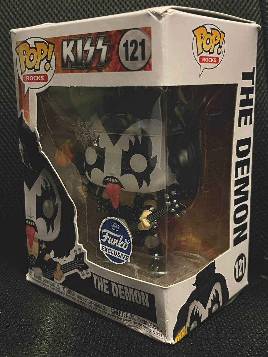 En Oferta Funkopop/ The Demon/ Kiss/ #121/ Glow In The Dark/ Walmart Exc/ Damaged Box