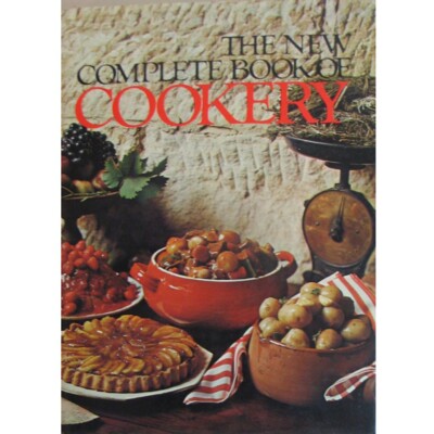 The New Complete Book of Cookery Hardcover Dust Jacket 1970 Absolutely Pristine