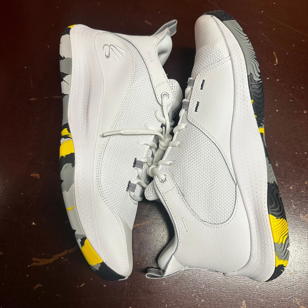 Under Armour Mens White 3Z5 Curry 3023087-105 Basketball Shoes Size US 11.5 Under Armour Mens White 3Z5 Curry 3023087-105 Basketball  main image 2