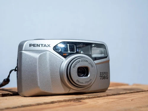 Pentax Espio 738G Retro Point & Shoot 35mm Camera – Film Tested