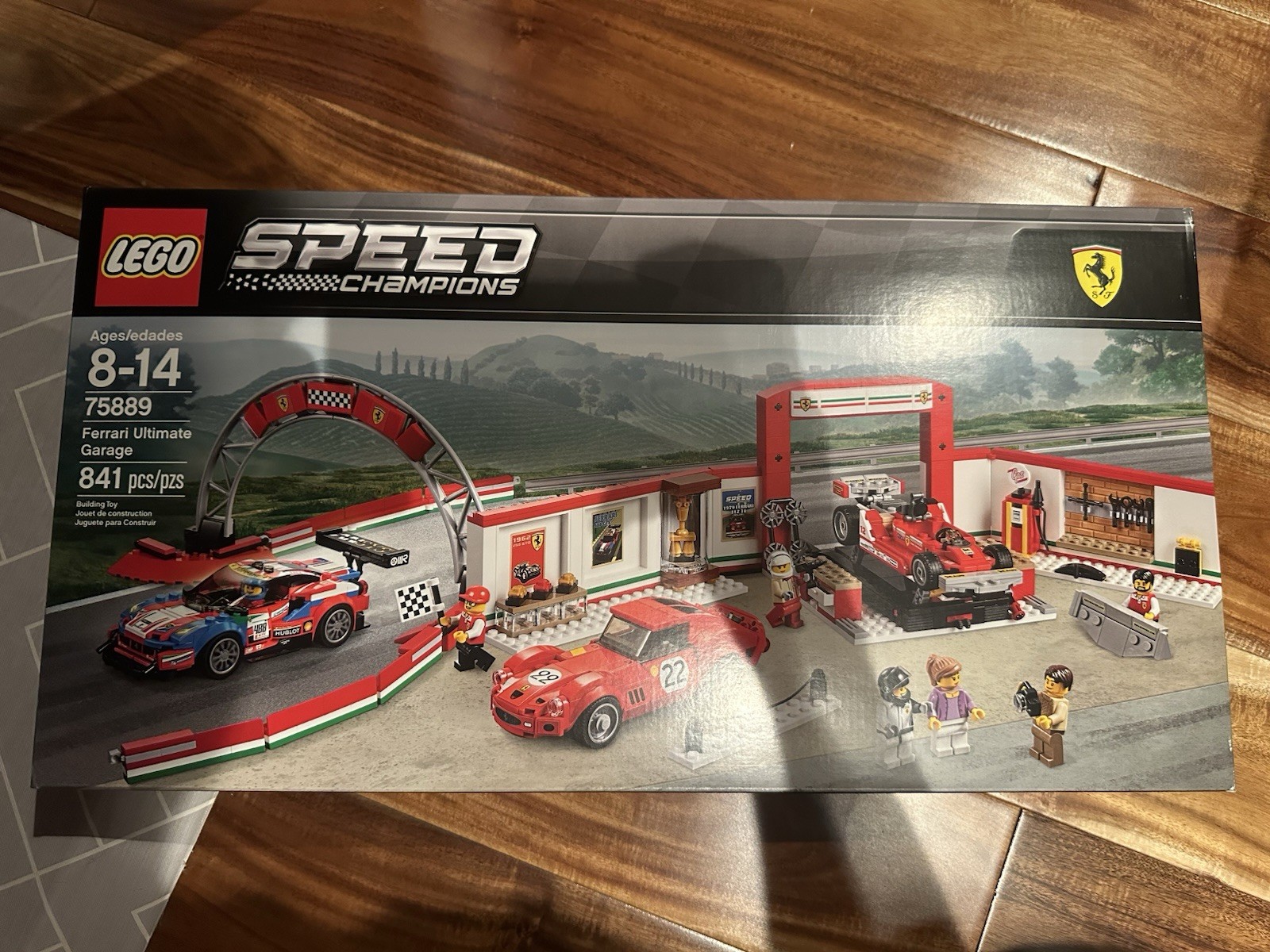 LEGO SPEED CHAMPIONS: Ferrari Ultimate Garage (75889)