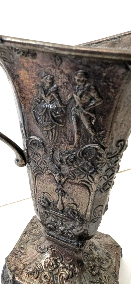 Art Nouveau Silverplate Trophy Loving Cup Vaso Figural Feminino 7,5" de Altura Assinado - Imagem 2 de 4