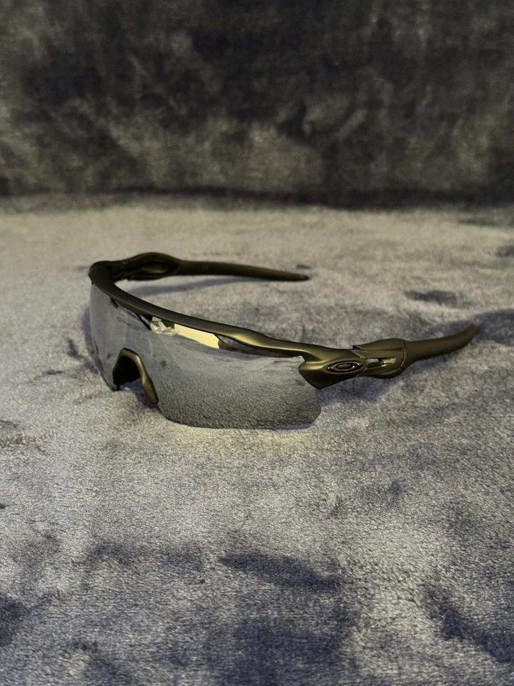 NEW Oakley Radar EV Path OO9208 Polished Black Frame Prizm SILVER - Image 2 of 4
