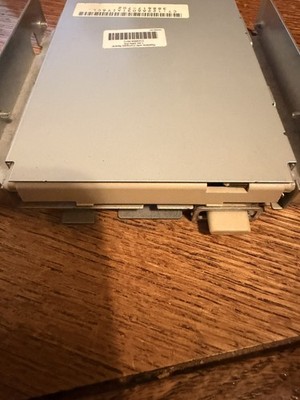 Compaq 1.44MB  3.5-Inch Floppy Drive
