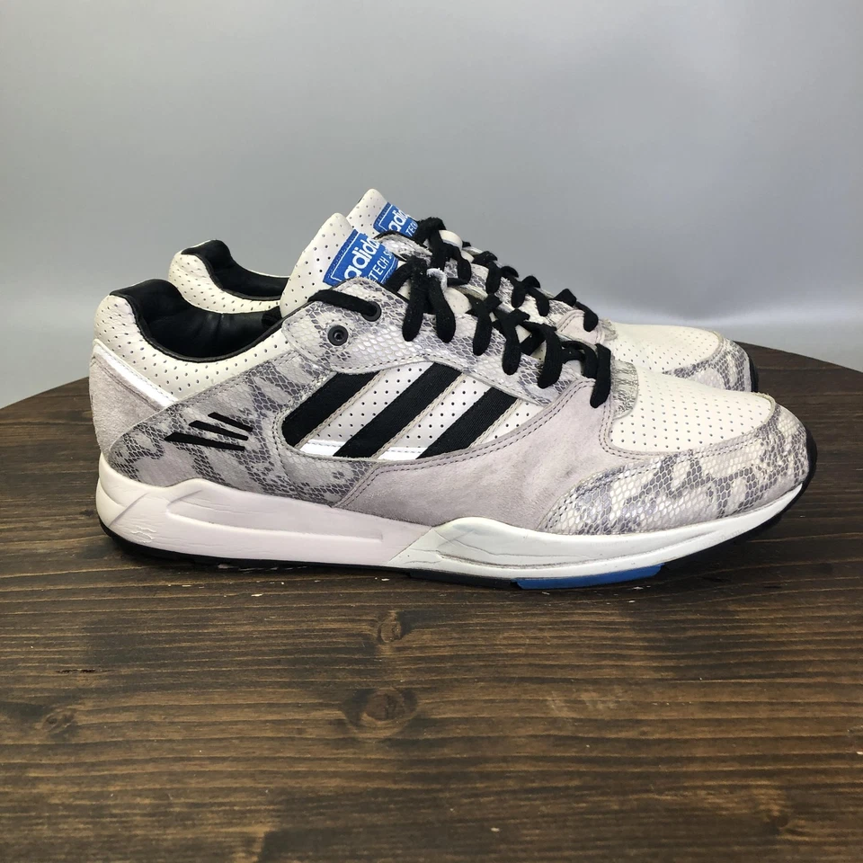 Adidas Tech Super Zapatos Para Hombre Talla 11 Blanco Gris Negro Retro OG Correr Q34167 Foto 4 de 4