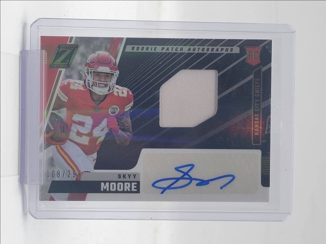 SKYY MOORE 2022 ZENITH RPA ROOKIE PATCH AUTOGRAPH CHIEFS RC AUTO /299 Q1914