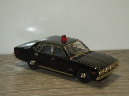 Nissan Cedric Japanish Police Car - Adovanspirit Japan 1:43 in Box *41067 - Bild 4 von 5