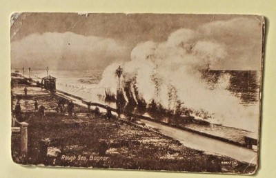 AK BOGNOR (ENGLAND) * ROUGH SEA * gelaufen ca. 1915, Briefmarke entfernt