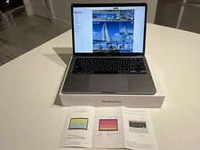 Apple MacBook Pro 13" (256GB SSD, Intel Core i5 8th Gen., 1.40 GHz, 16GB) Laptop