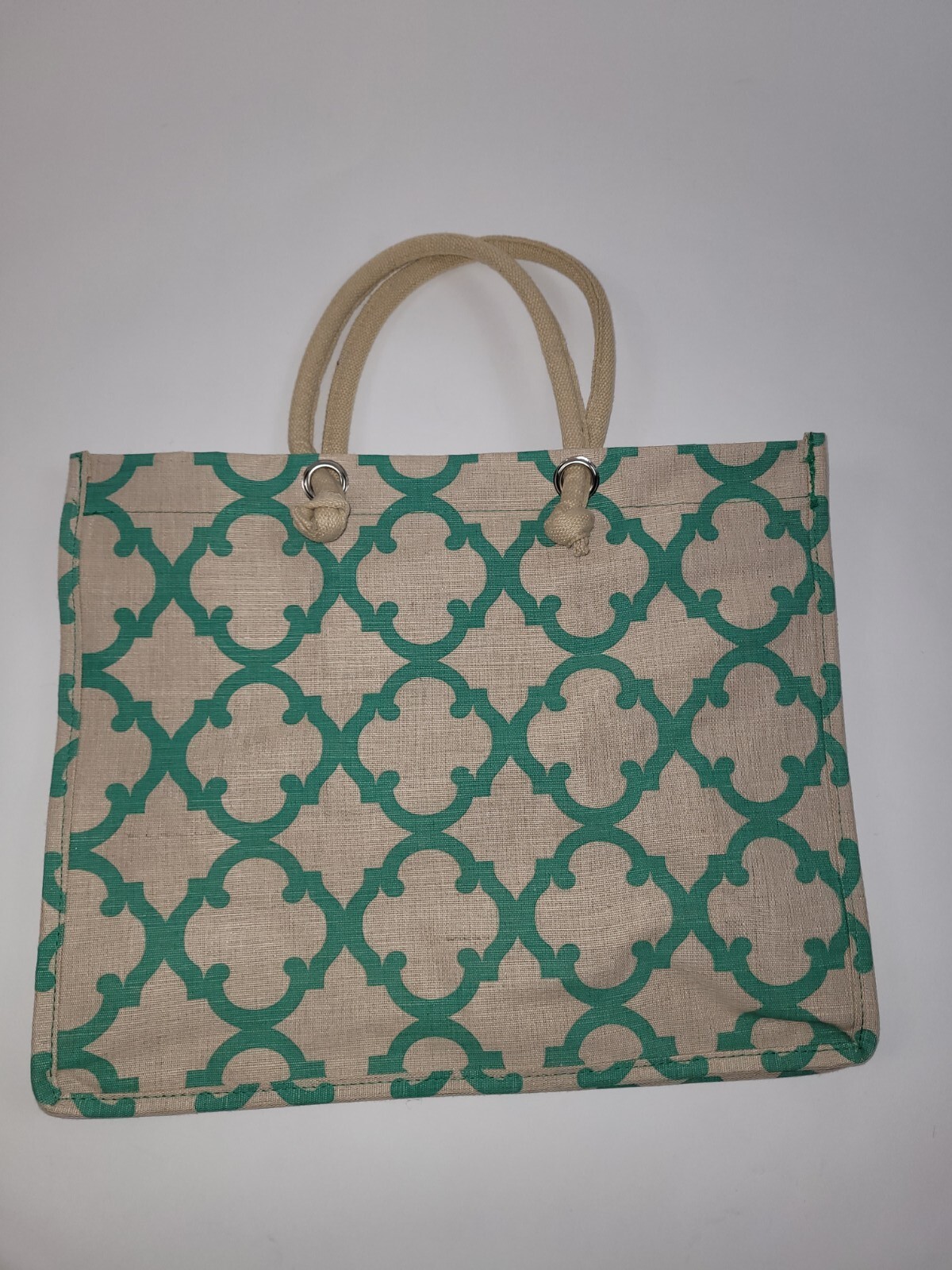 Medium Quatrefoil Tote Bag – Stylish & Spacious Carryall  -image