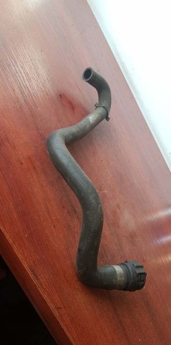 Original Kühlerschlauch passend für BMW E46 00-07 6902683