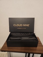 CLOUD NINE The Wide Iron Hair Straighteners Gift Set Brand NEW