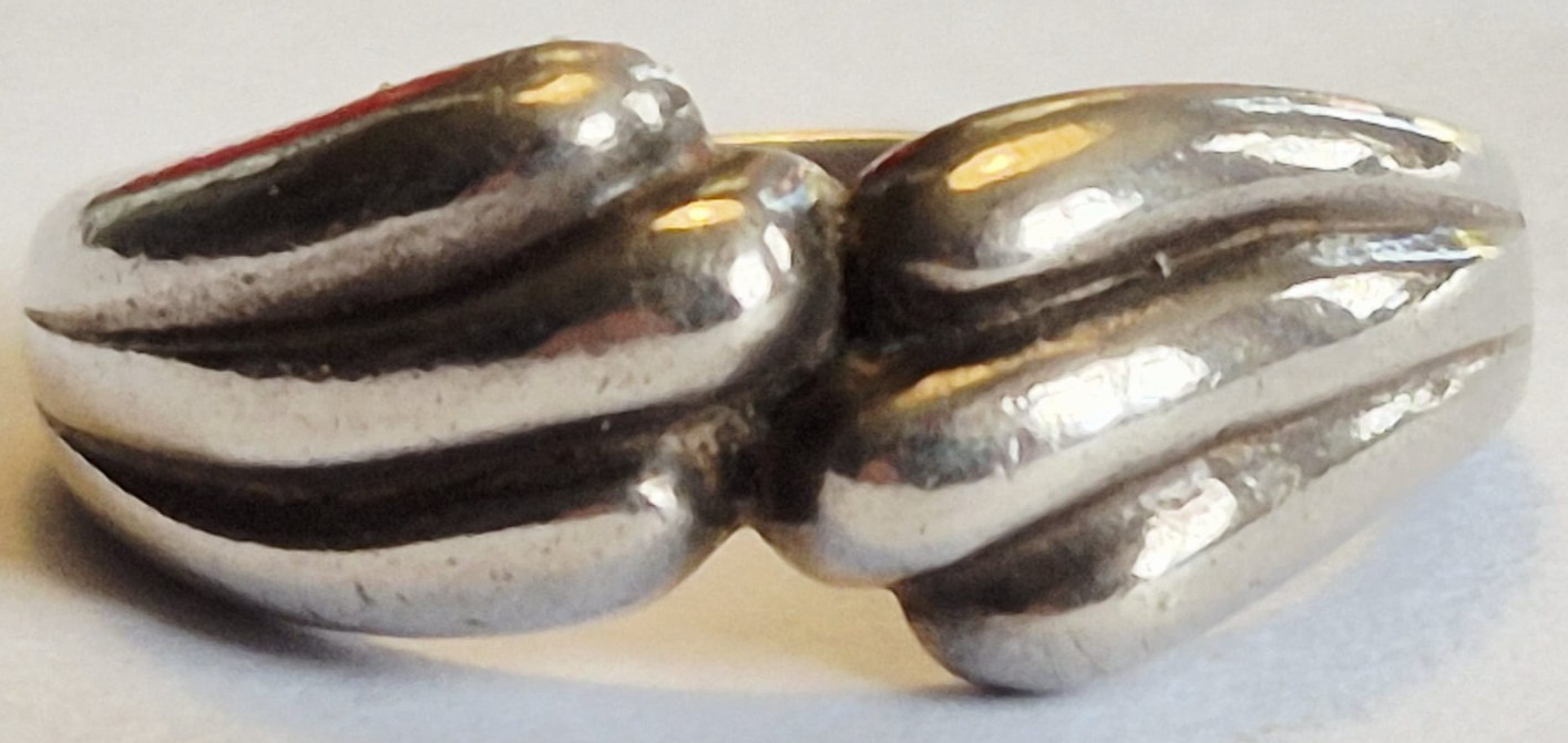 B0832- Solid 925 Silver Ring - Intertwined - Desi… - image 1