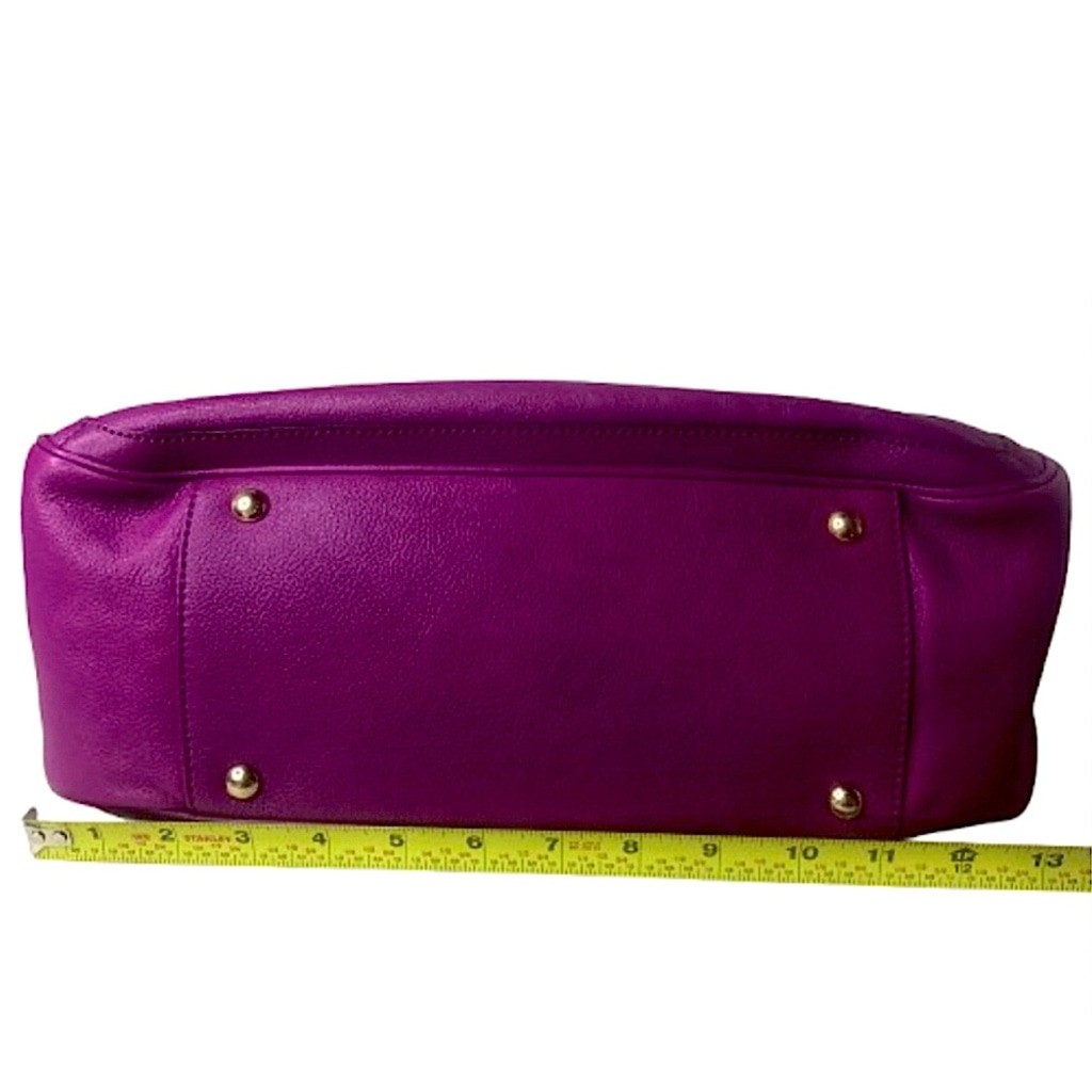SALVATORE FERRAGAMO GANCINI Magenta Leather Betulla Shoulder Bag w/ Side Pockets image 7