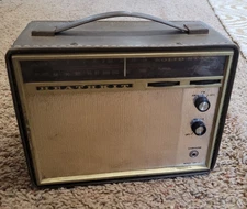 Heathkit AM/FM Radio GR-17