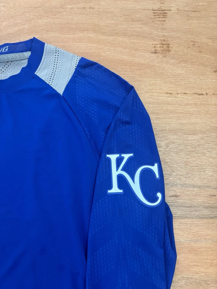 Under Armour Kansas City Royals Long Sleeve Workout Shirt. Mens M. Blue. Gray. - Image 3 of 4