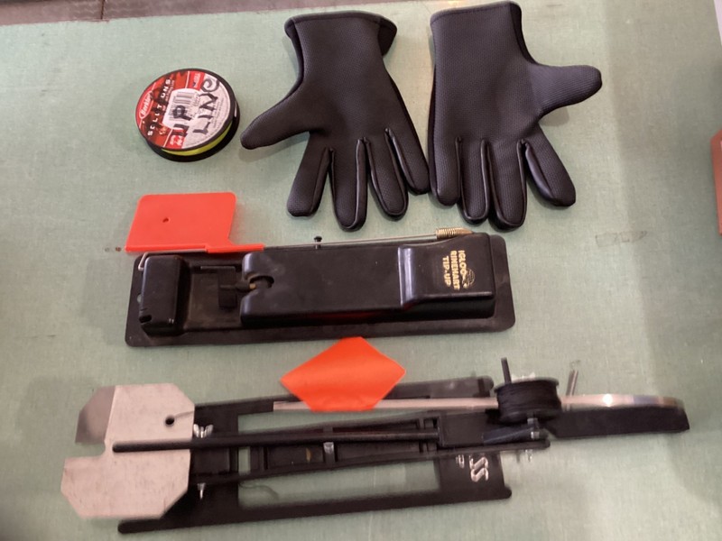 Rinehart & Windless Ice Fishing Tip Ups