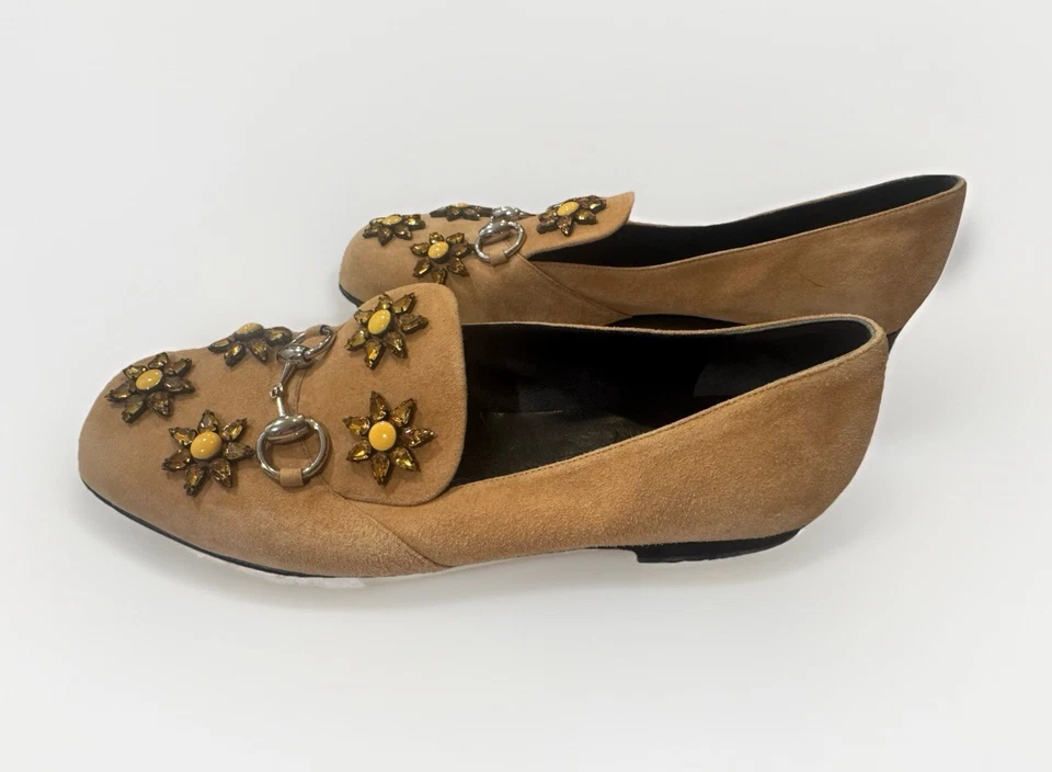 Mocasines Gucci Gamuza con Joyas Horsebit Tostado Floral Cristal Italia Talla 38 Foto 2 de 4