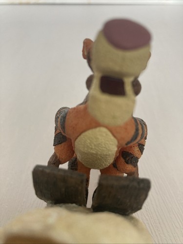 Disney Simply Pooh Yippeee Tigger No Box Rare - Picture 7 of 8